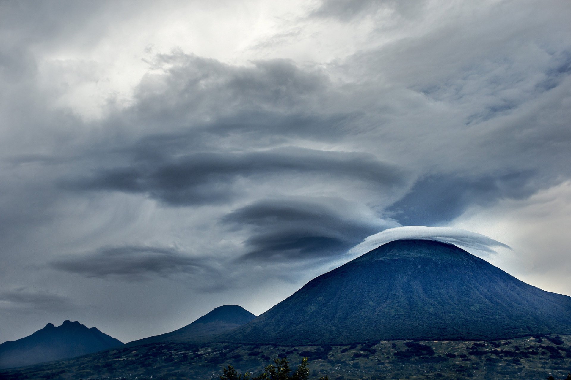 https://irp.cdn-website.com/396dd29d/dms3rep/multi/Northern-Experience-Safari-Rwanda-01.jpg