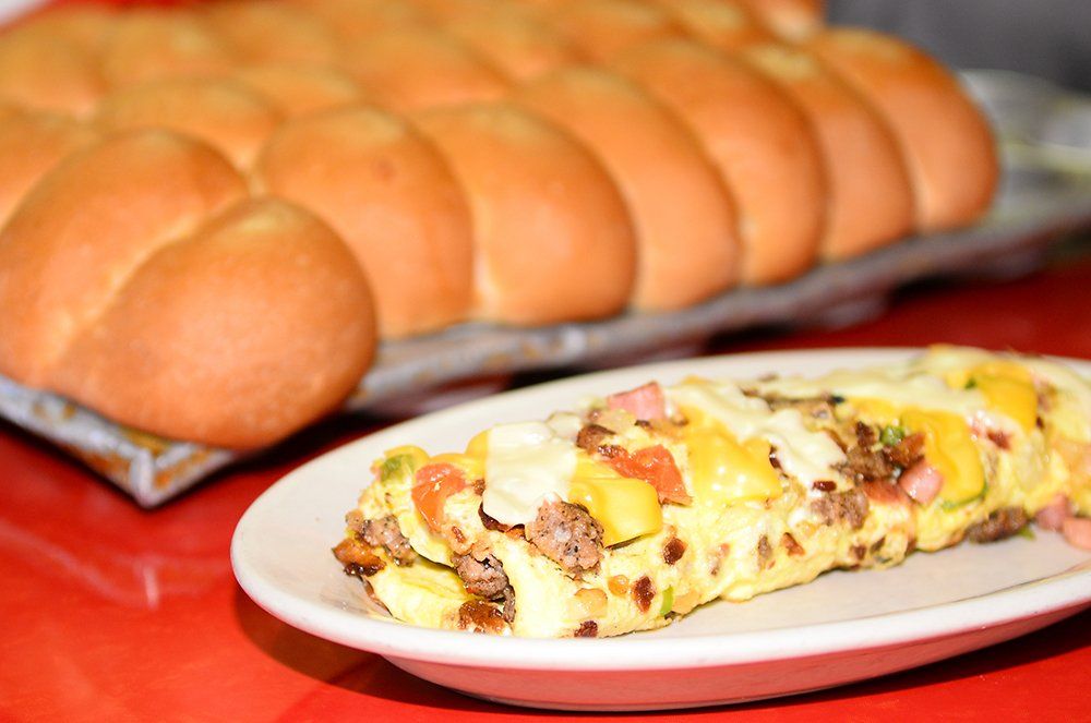 Omlette, sausage, bread rolls at Freeway Cafe Tulsa
