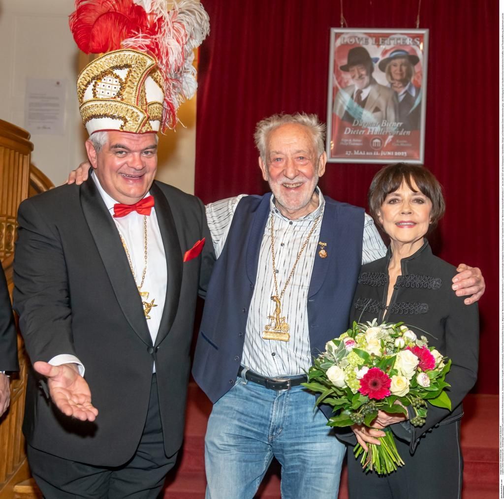 ©www.bjoern-bischoff.de Günter Grauer, Dieter Hallervorden, Simone Rethel-Heesters Günter Grauer, Dieter Hallervorden, Simone Rethel-Heesters