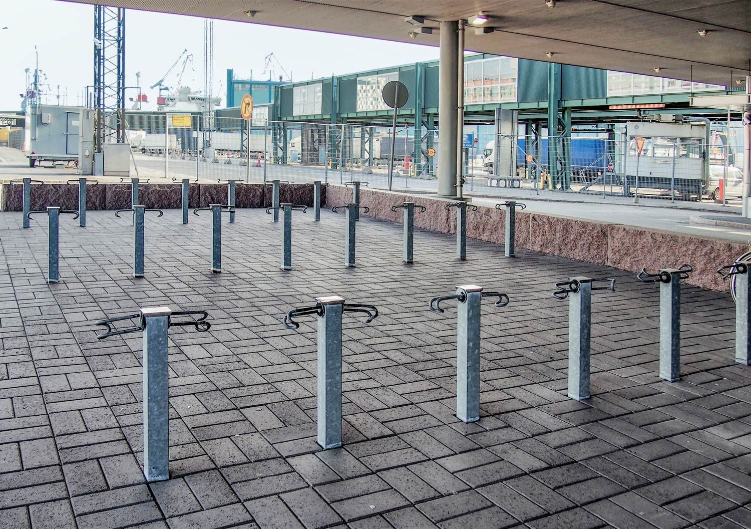 PUBLIC pyöräparkki