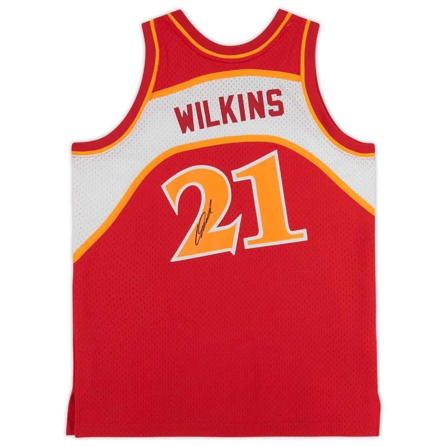 Signed Sports Memorabilia