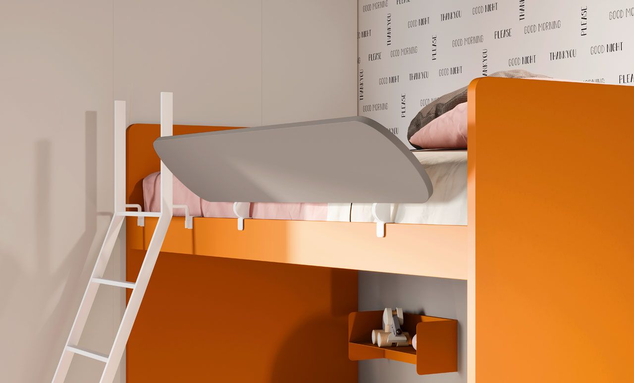 Letto a castello di design con scaletta contenitore e finiture colorate.