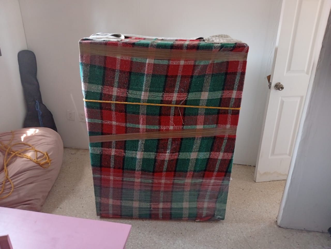 FLETES Y MUDANZAS MORENO