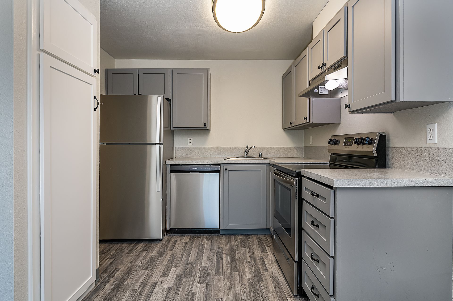 Photo showing the kitchen with large pantry 