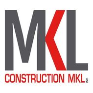 Un logo pour une entreprise de construction appelée mkl construction mkl