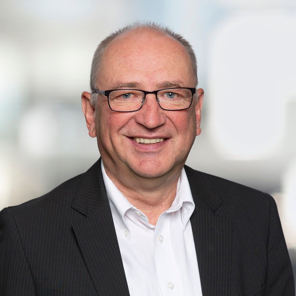 Dr. Markus Winzenick