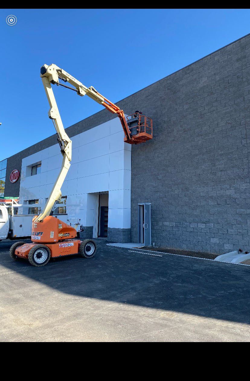Fixing Wall | Bellflower, CA | Telecomp Enterprises Inc.