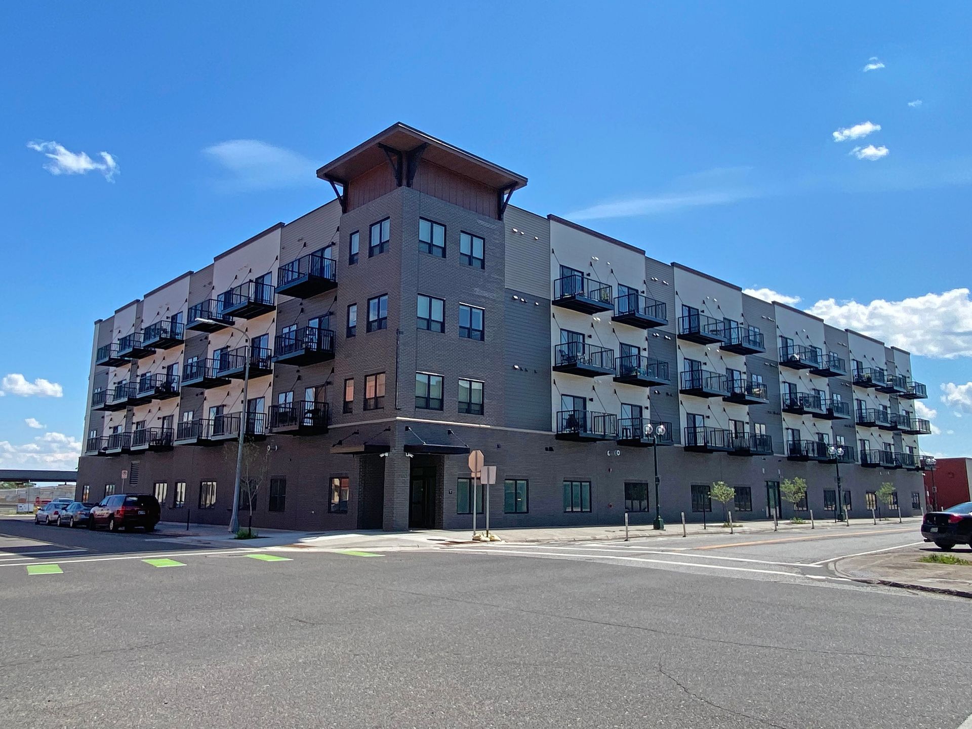 Lincoln Park Flats Building exterior