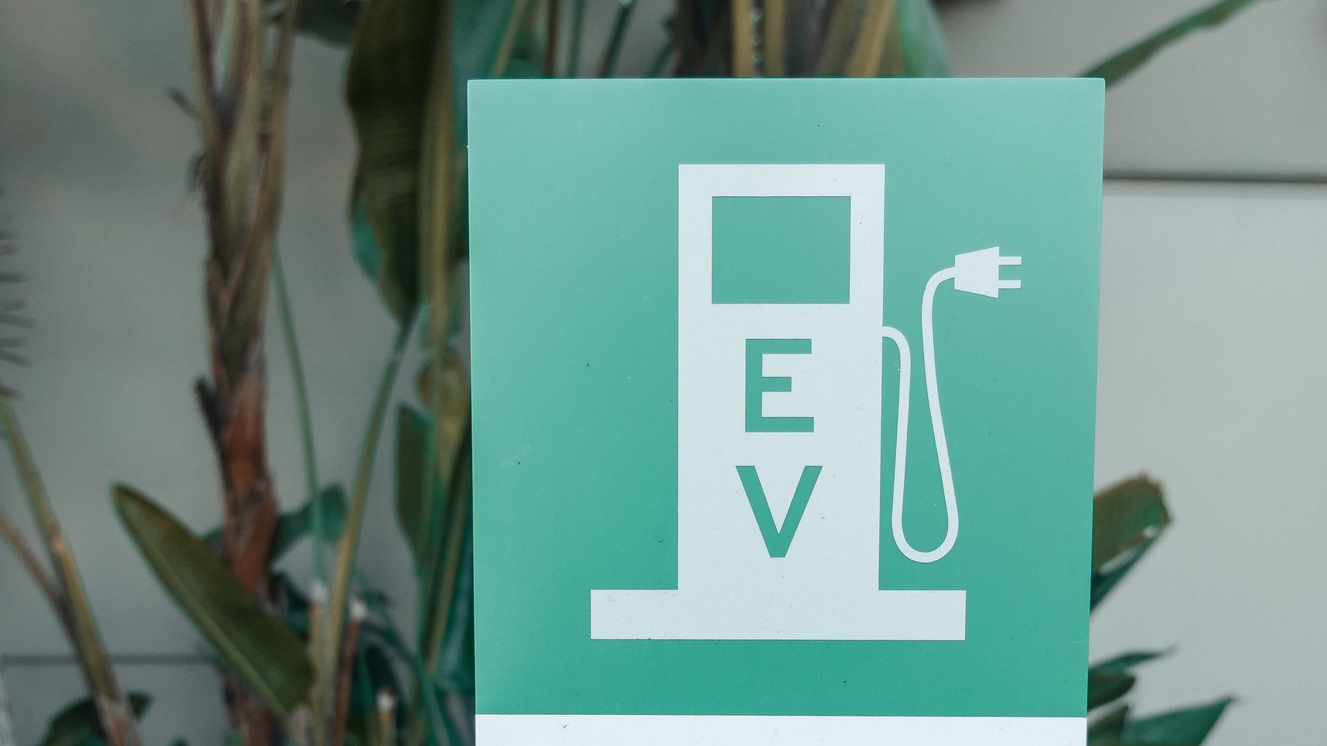 Analysing Electric Vehicle Charging Provision using RetailVision Location Intelligence Data