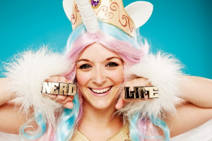 Raychelle from King of the Nerds Season 3 interviewed by Mark Mandelbaum on personal branding and resilience.