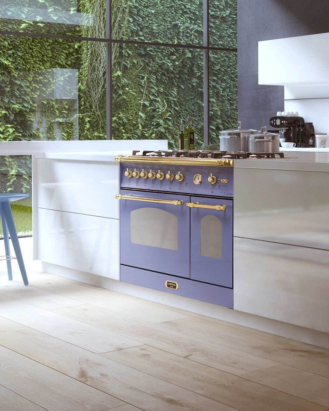 Uma cozinha com fogão azul e armários brancos