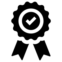 Distintivo di riconoscimento nero con segno di spunta e due nastri