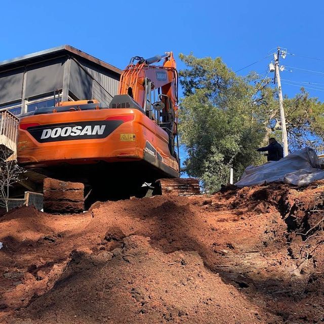 Doosan Excavator Working | Walnut Creek, CA | B&B Excavation