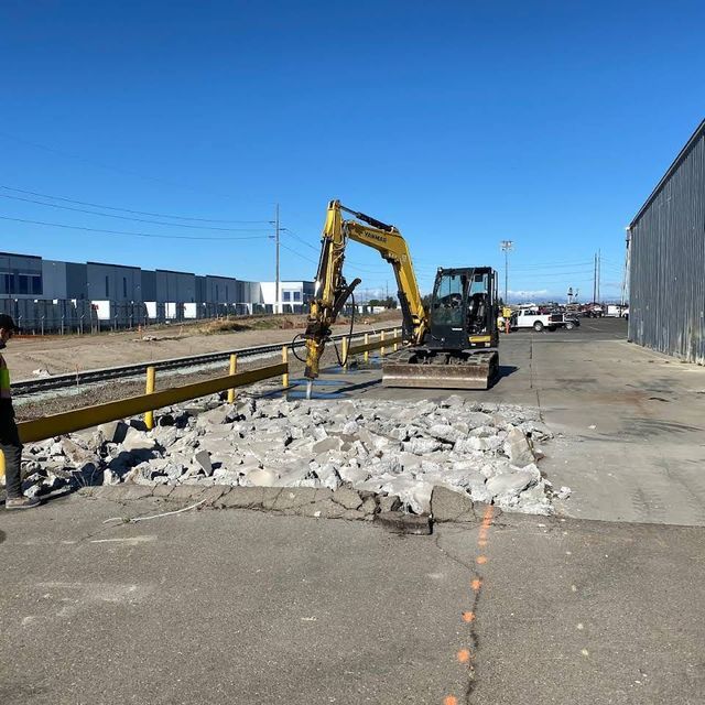 Driller Machinery Working | Walnut Creek, CA | B&B Excavation