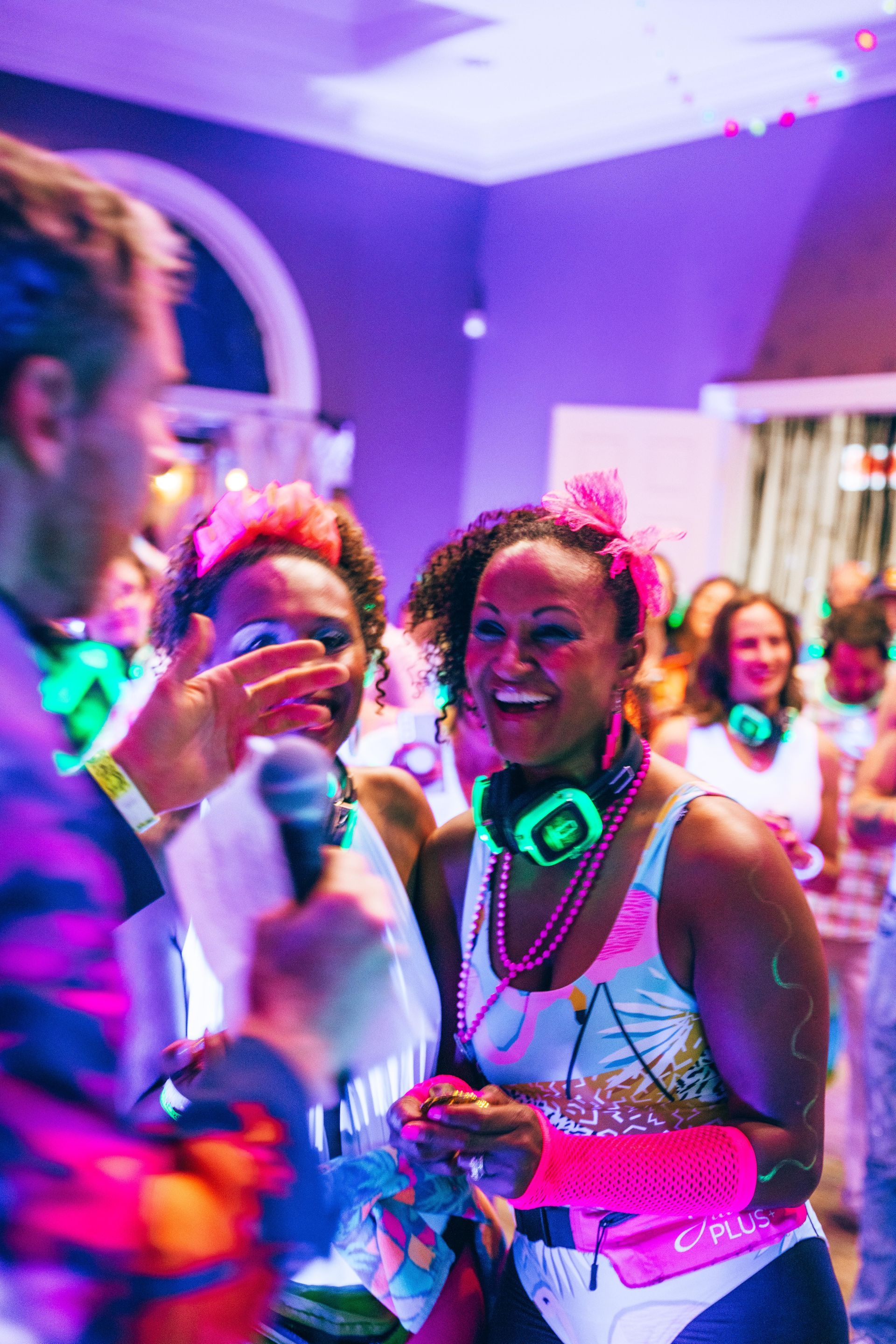 CiferNoise | Full-Service Silent Disco Events & Experiences