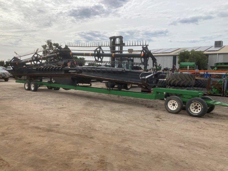MacDon 2152 2 — Swan Hill, VIC — Murray Mallee Machinery