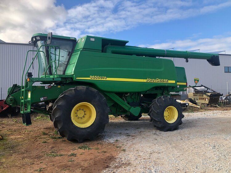 John Deere 9650CTS Header 2 — Swan Hill, VIC — Murray Mallee Machinery