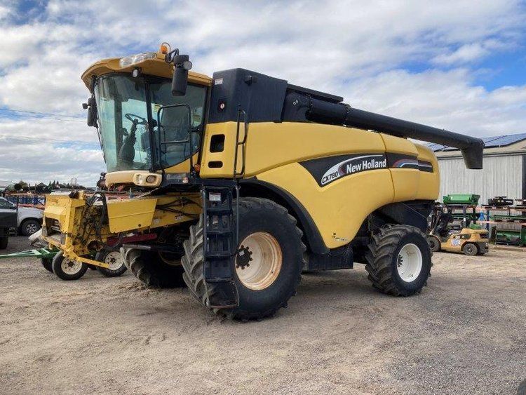 New Holland CR9060 2 — Swan Hill, VIC — Murray Mallee Machinery