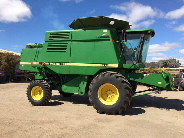 John Deere CTS Header 1 — Swan Hill, VIC — Murray Mallee Machinery
