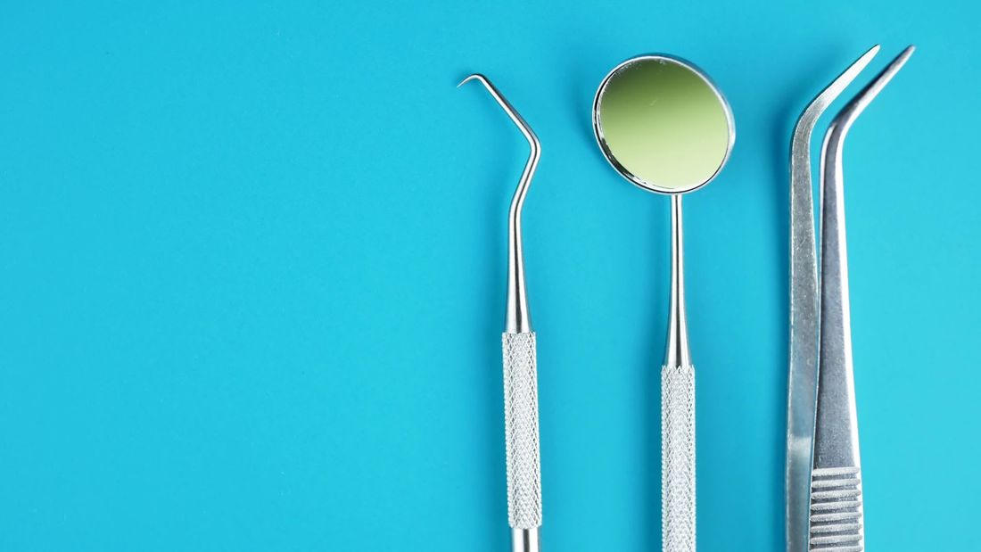 Attrezzatura per pulizia dentale
