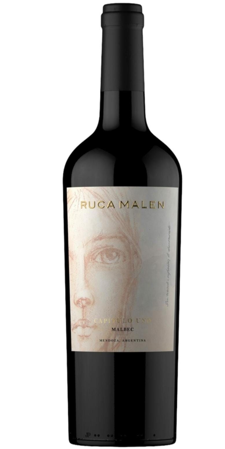 Botella de vino con etiqueta con ilustración de un rostro. 