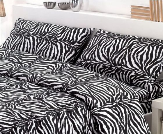Biancheria da letto bianca e nera