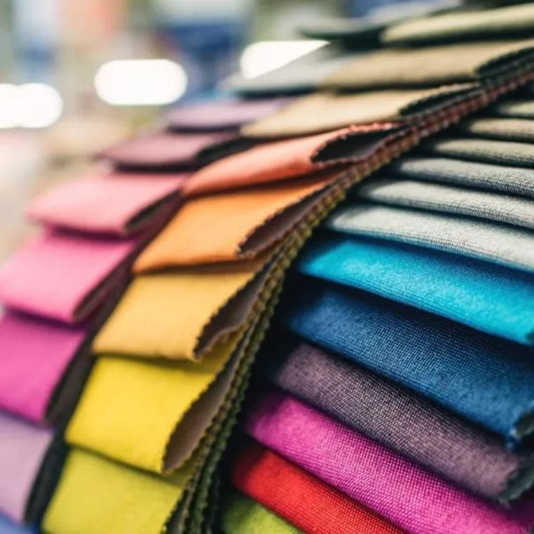 Tessuti di diversi colori