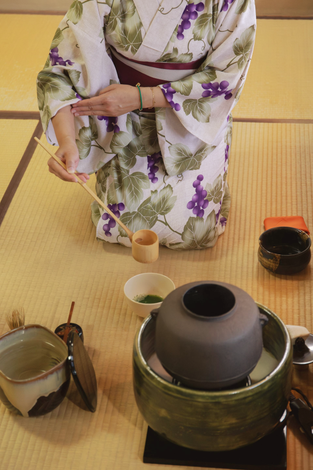 Experience traditional Japanese culture and tea ceremony workshops.