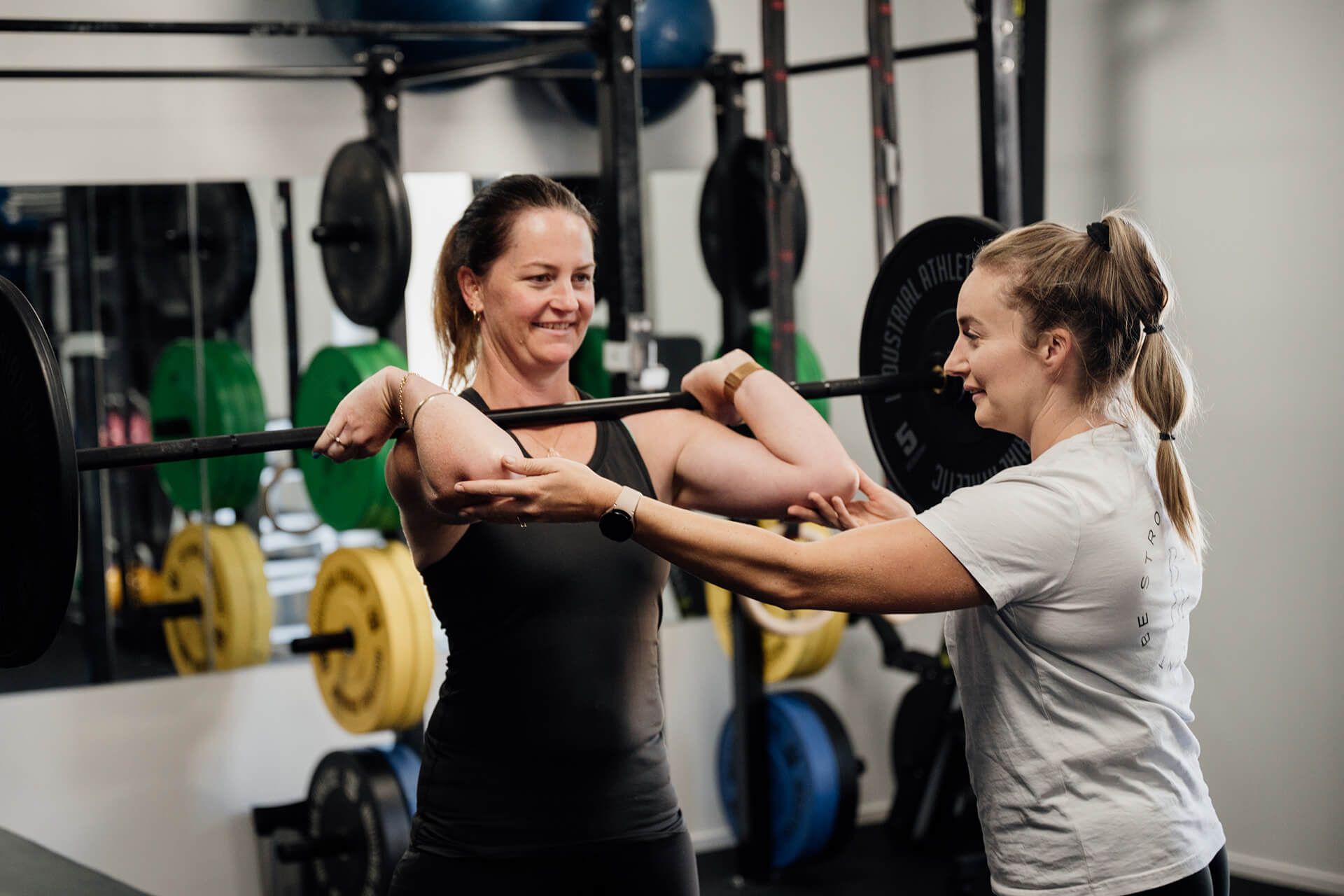 The BoutiqueFit Full Body Programme. Functional Strength and Conditioning suitable for all levels. The limited class size ensures that you are getting Personal Training coaching quality while still getting the support and motivation that comes from training with others.