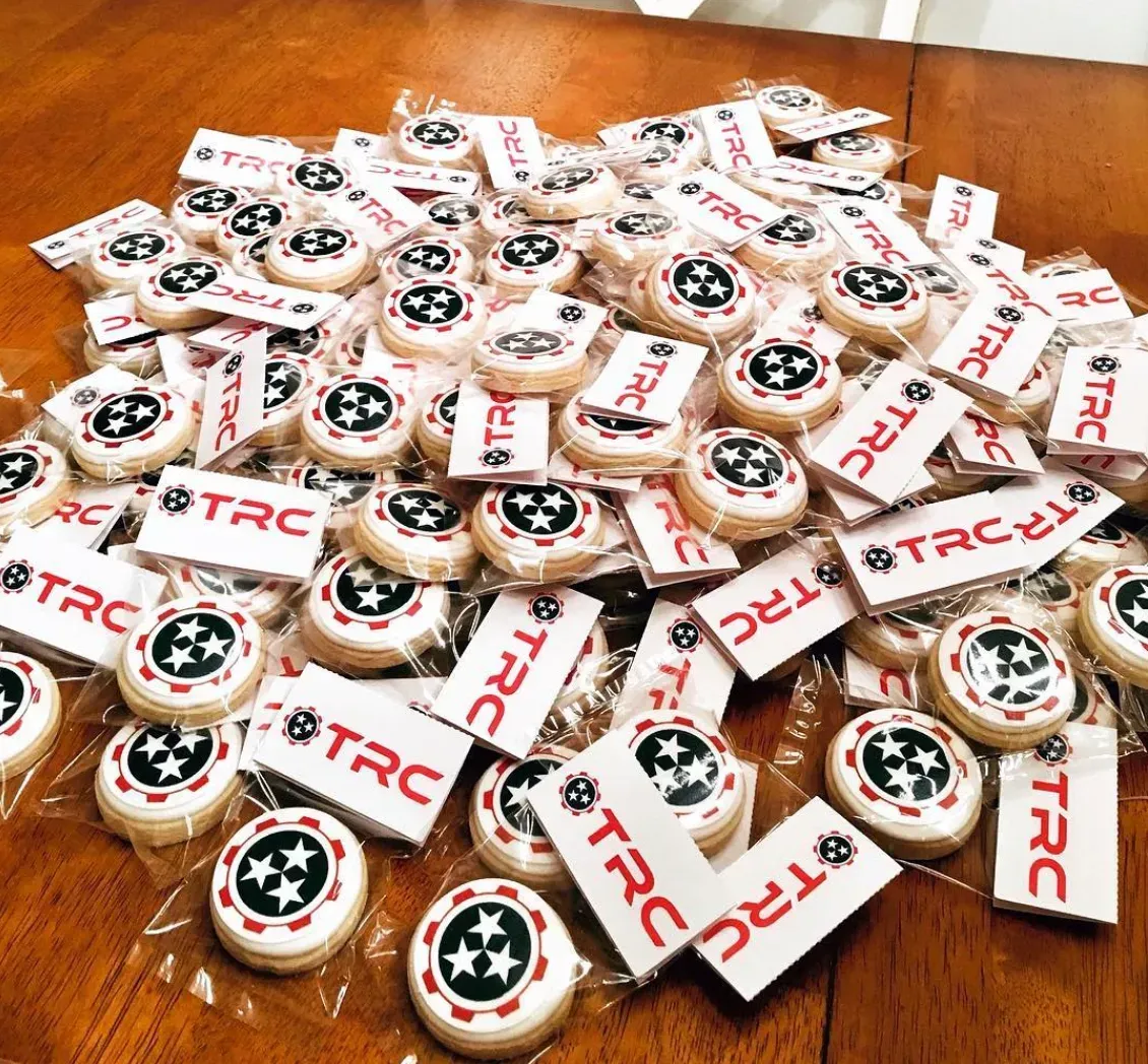 Cookies with Tennessee state flag design and