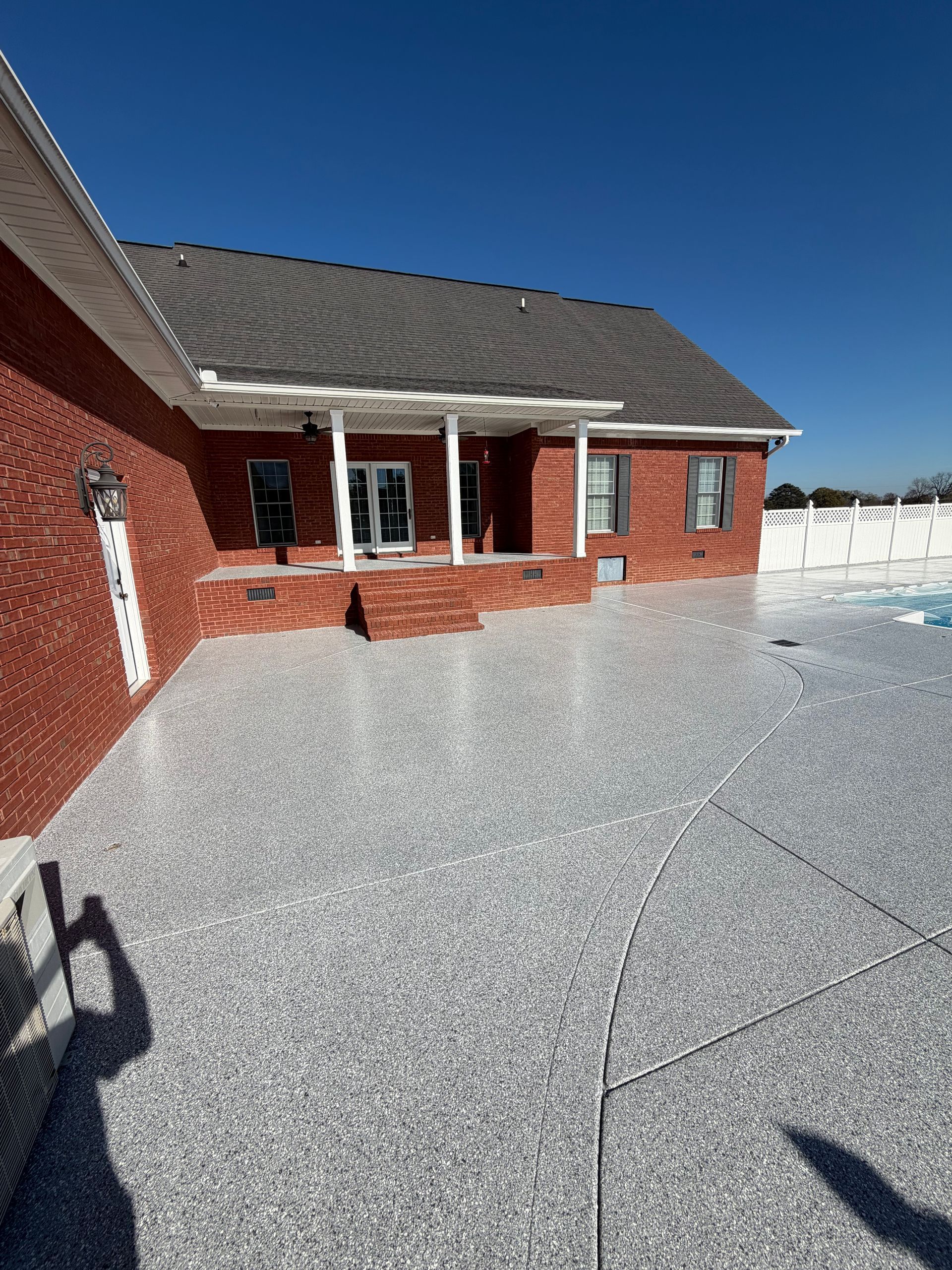 Flake floor patio