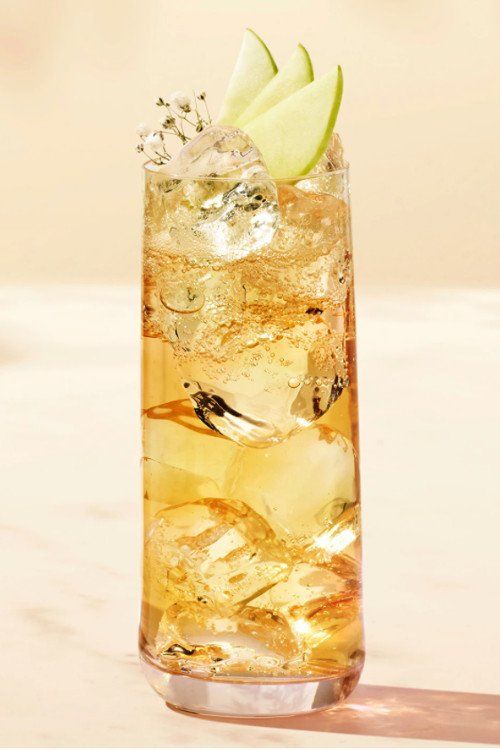 Johnnie Walker Crisp Apple