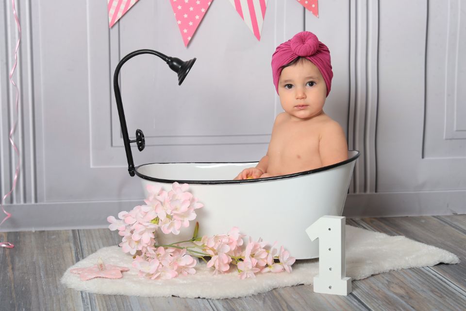 foto bambina in vasca da bagno