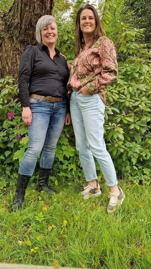 Anouk en Corina