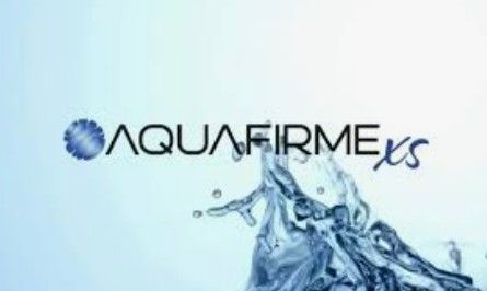 AQUAFIRME XS logo with blue water splash on a light background