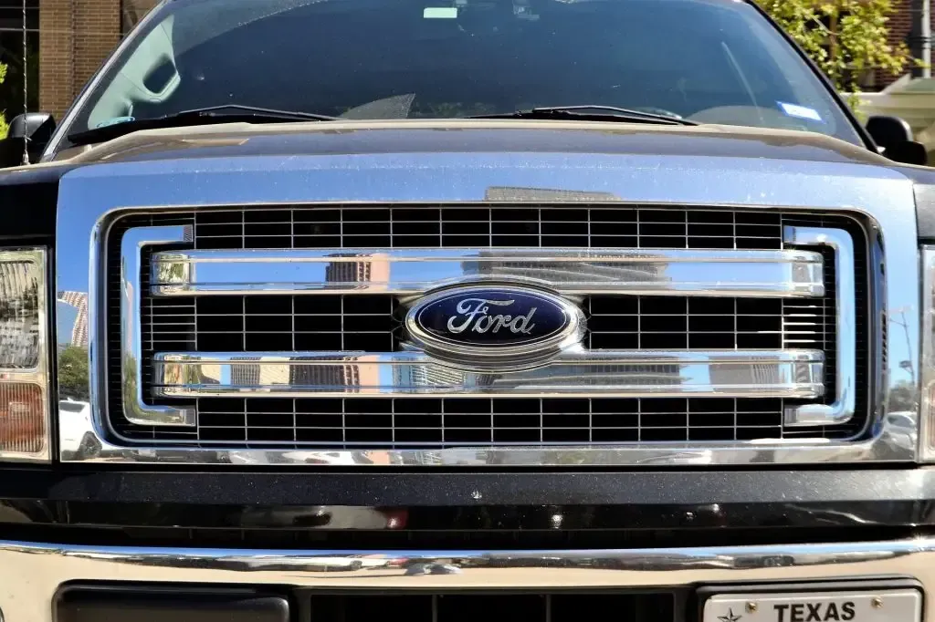 A ford truck with a texas license plate