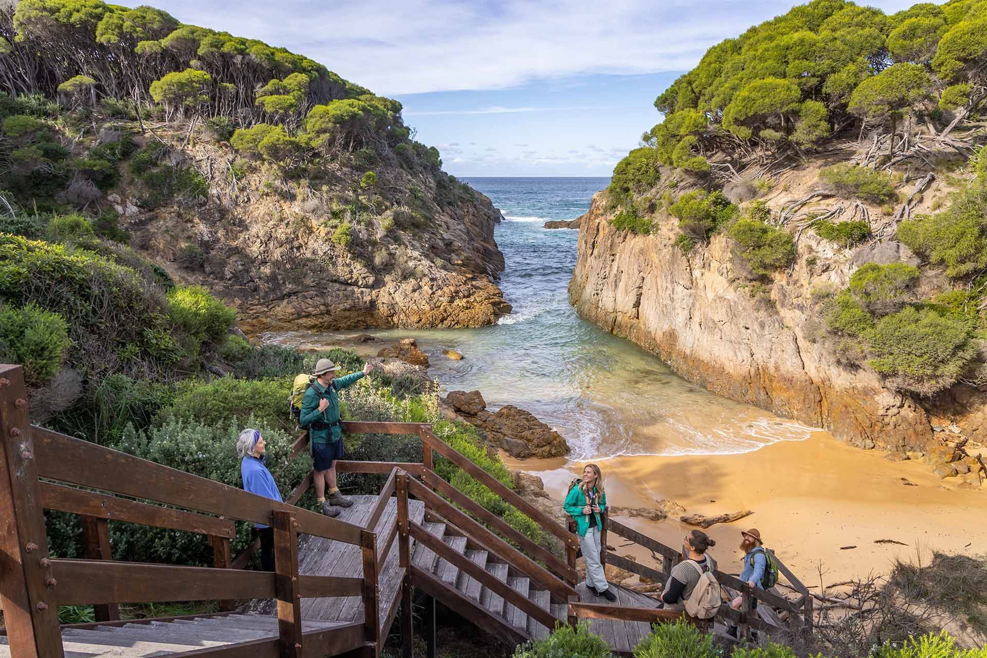 Lake Street Walk , Merimbula