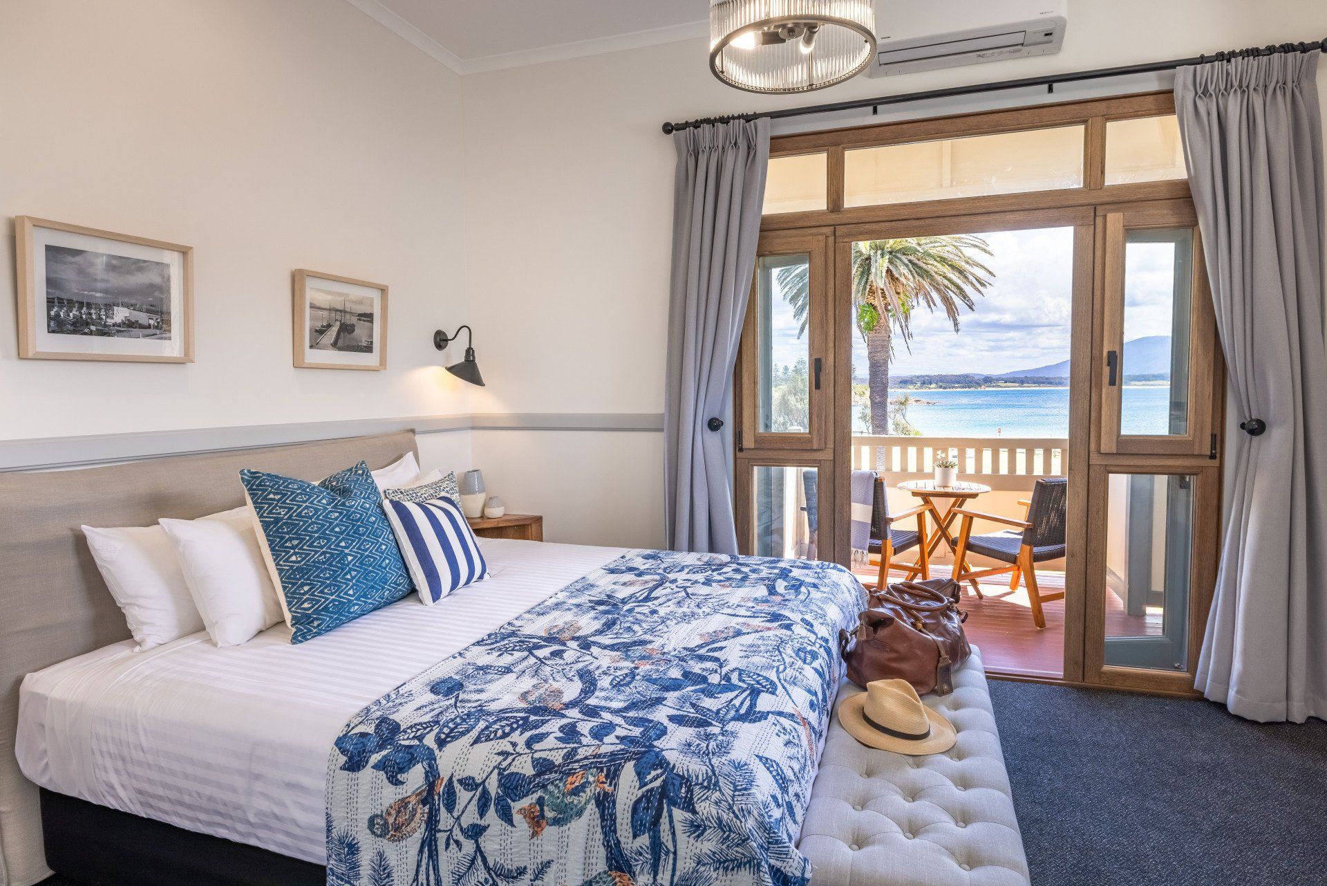 Bermagui Beach Hotel, Accommodation in Bermargui, beach holidays, hotels NSW South Coast