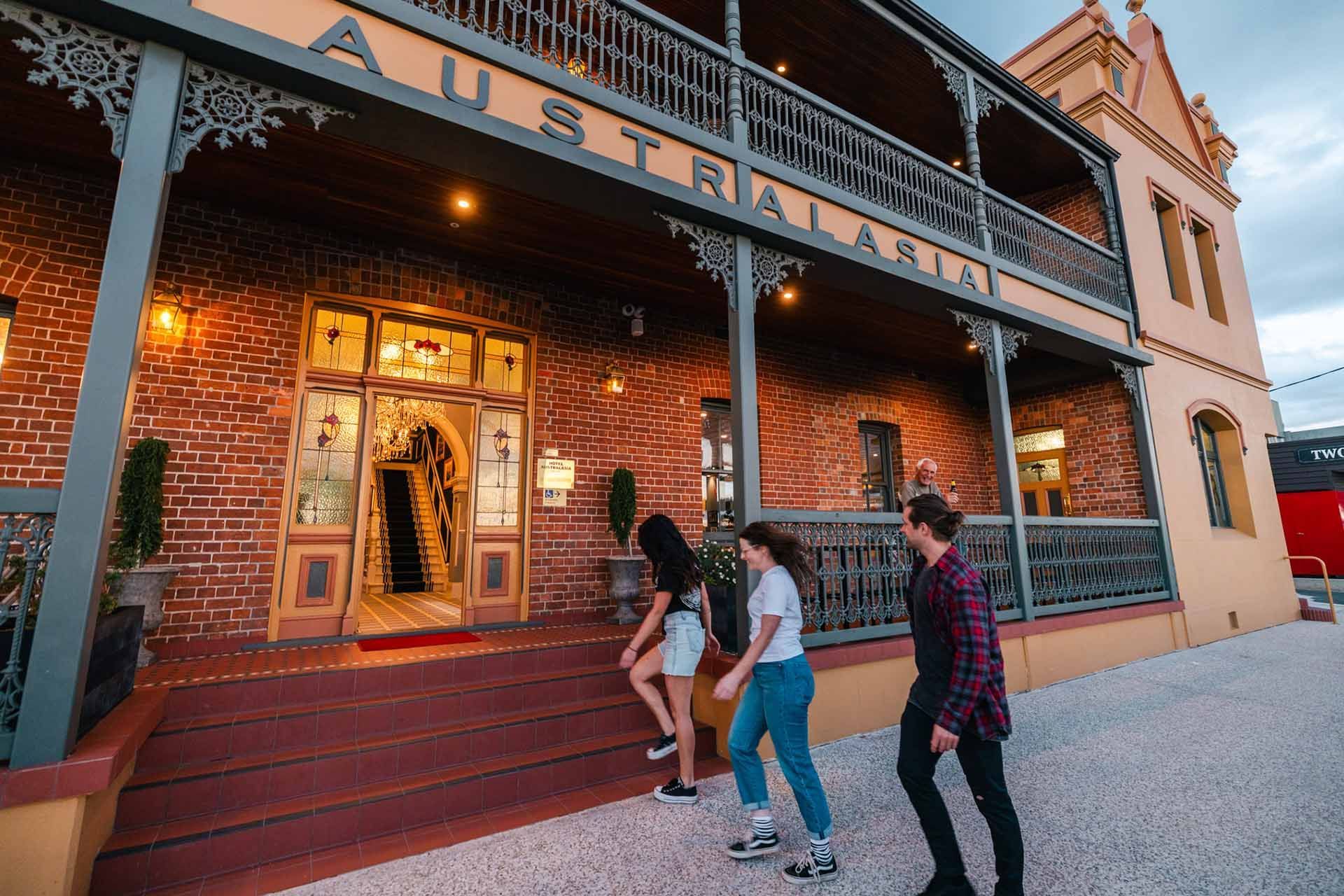 Hotel Australasia in Eden, NSW