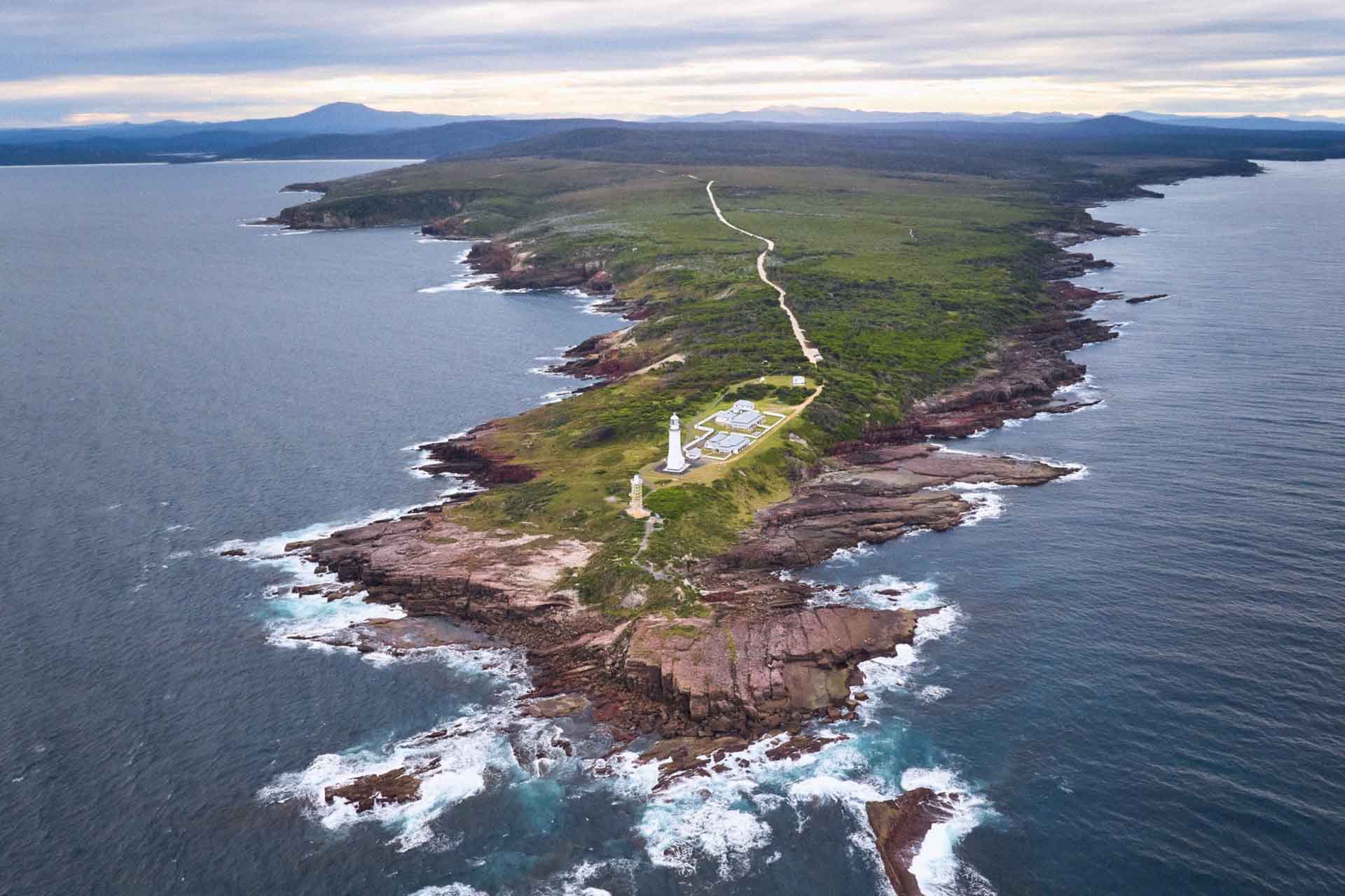 Green Cape Lighthouse, Eden, Ben Boyd National Page, Green Cape, Light to Light