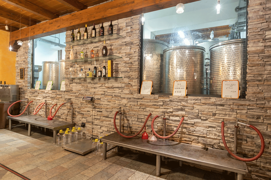 spedizioni vino doc Colli di Luni Cantina del Nonno Pescetto