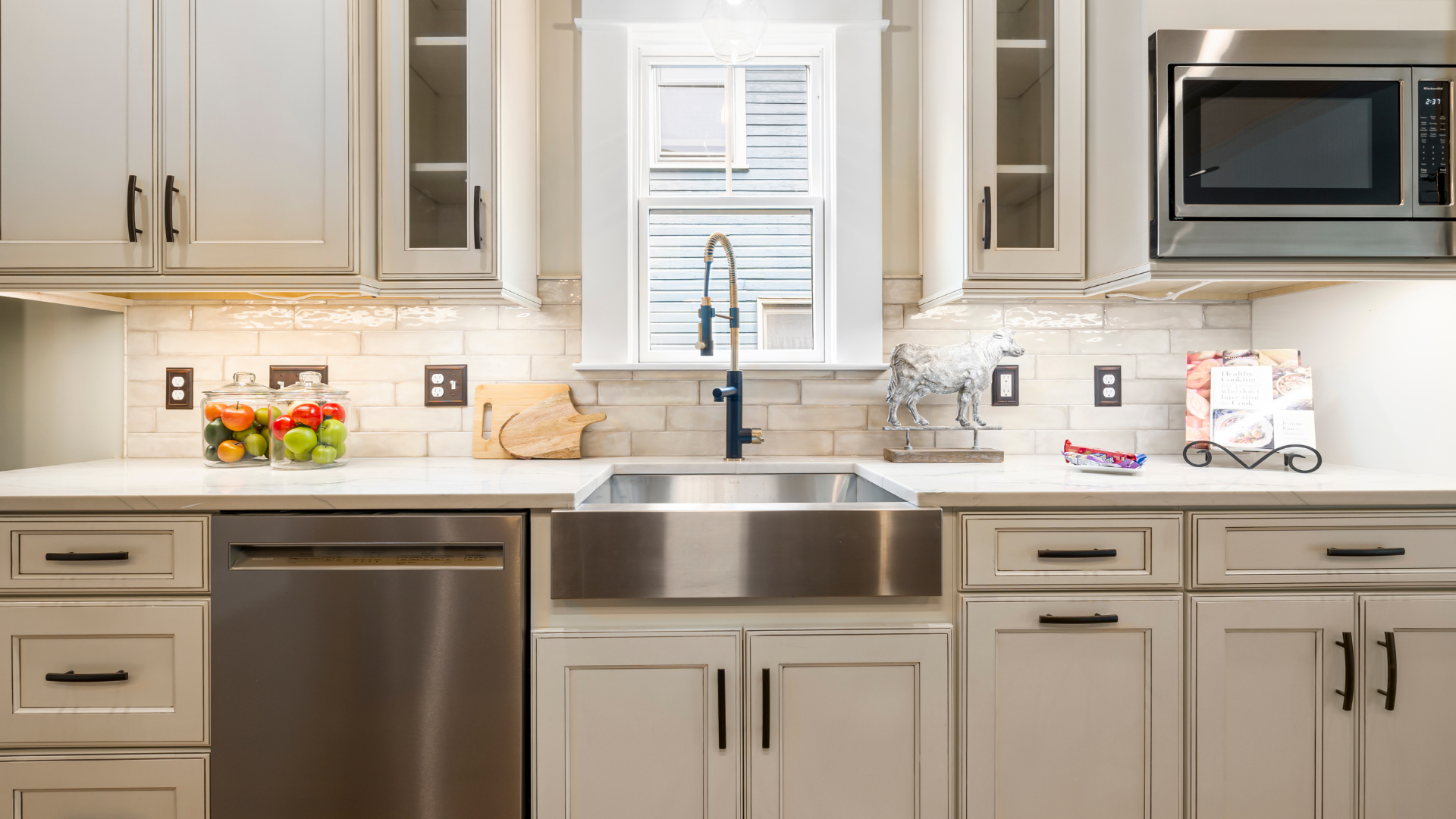 kitchen cabinet refinishing with painted cabinets