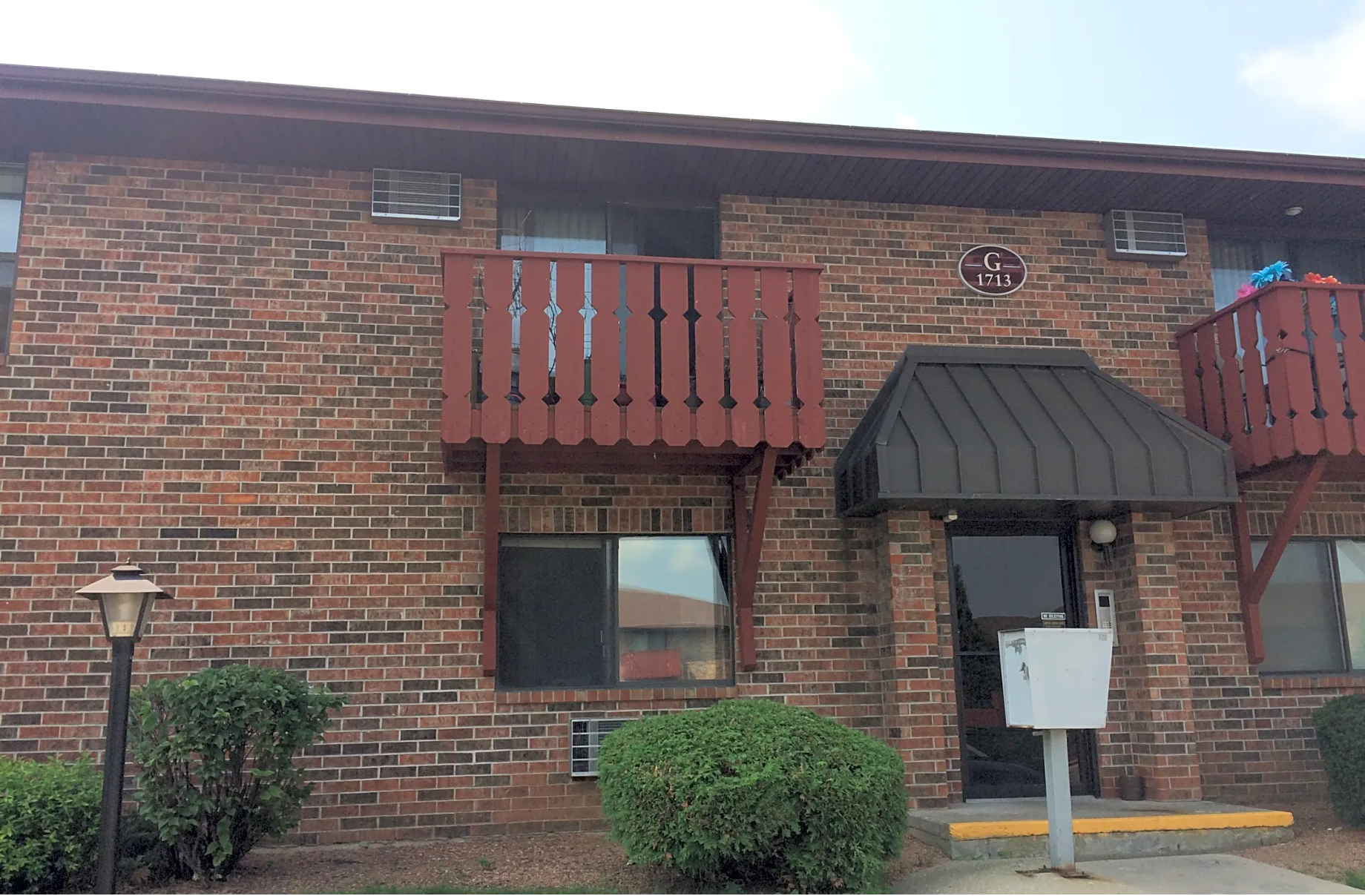 Fairway Apartments