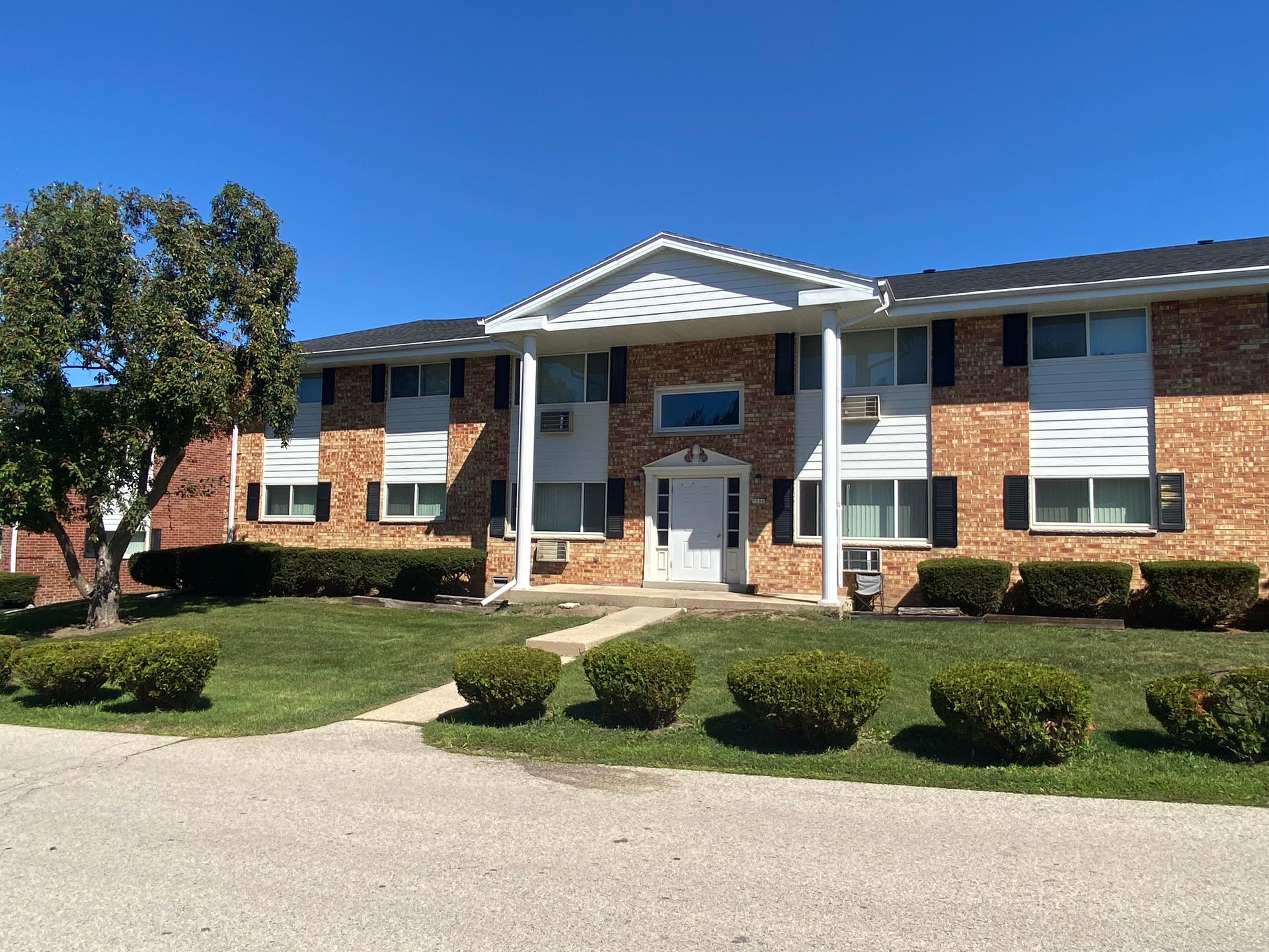Willowick Apartments