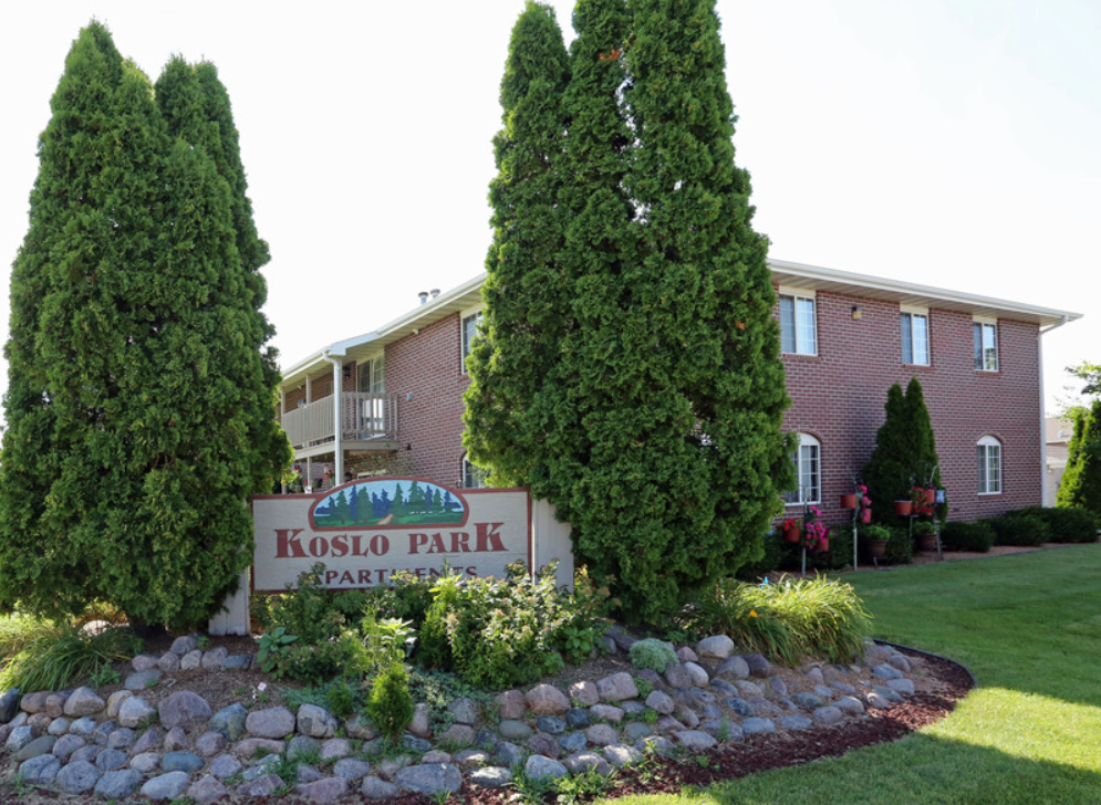 Koslo Park Apartments