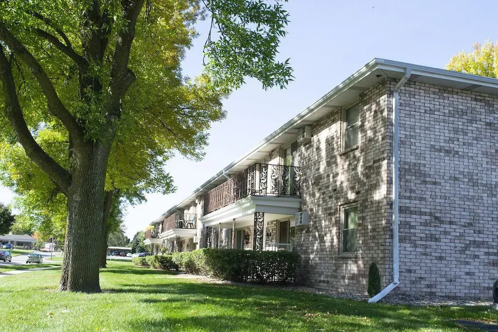 Oakview Apartments