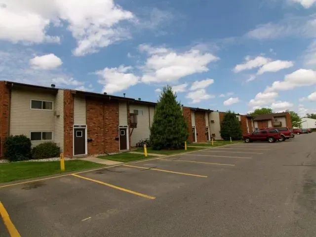 Parkwood Apartments