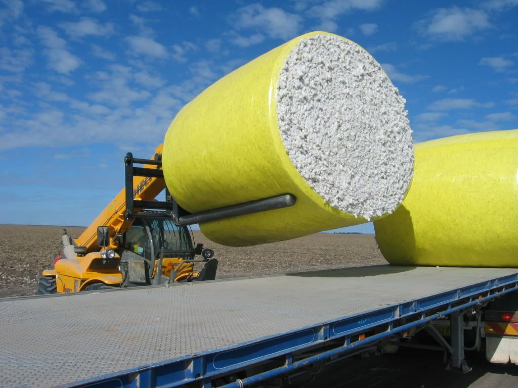 McCormack Industries Cotton bale Roller