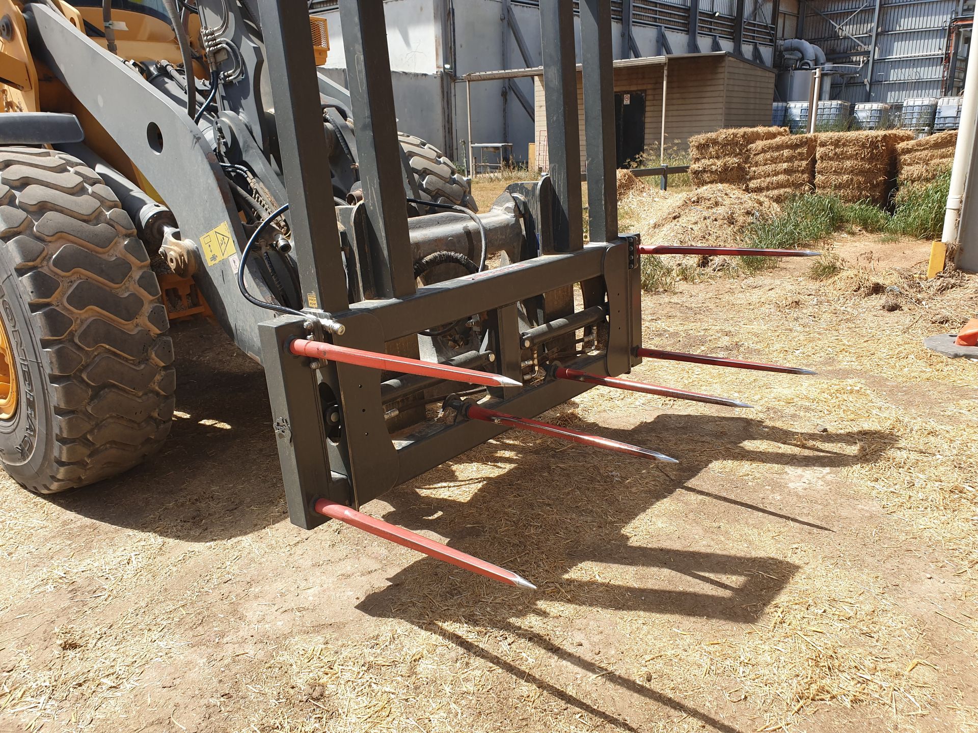 Square Bale Grab on wheel Loader