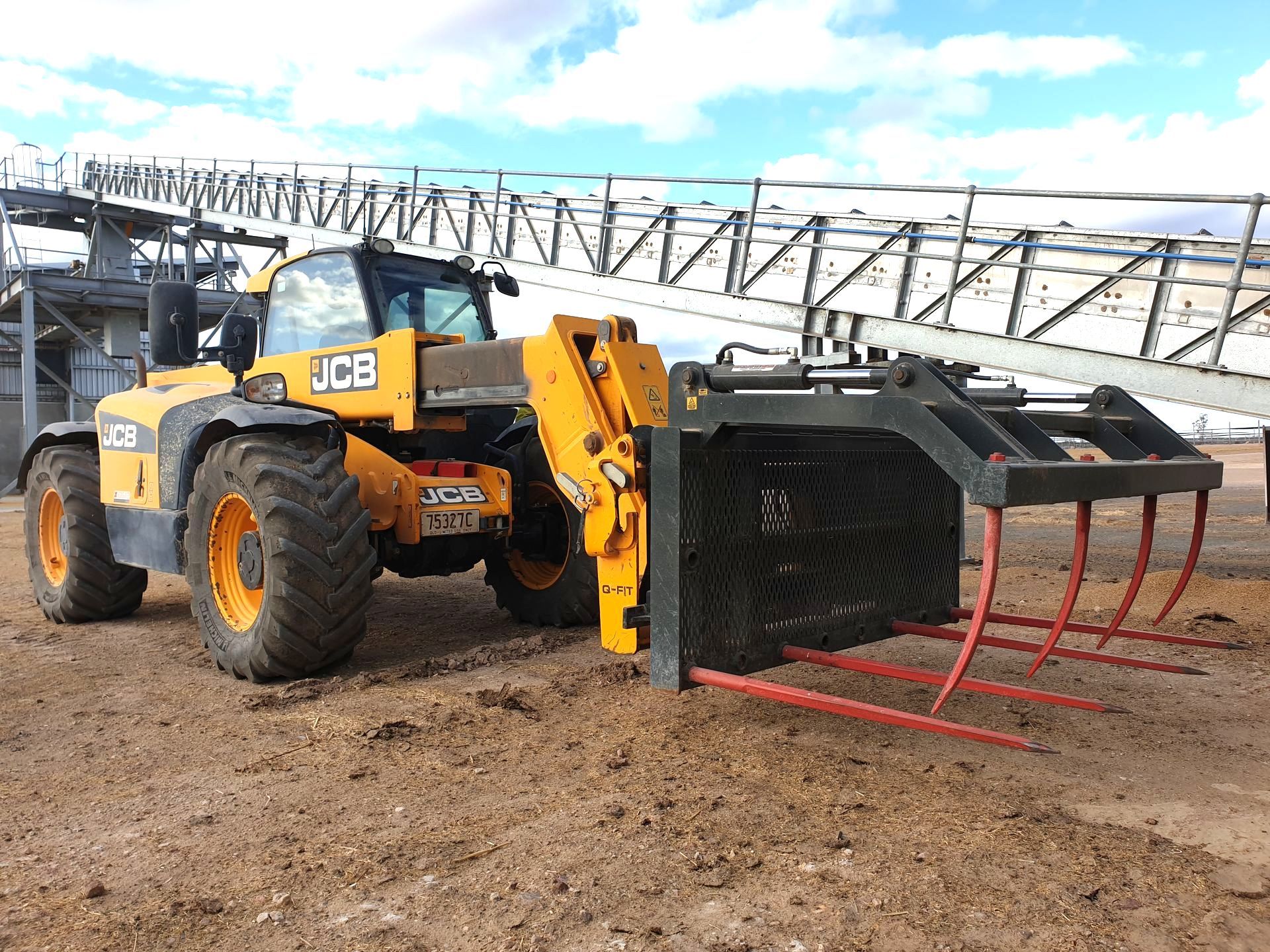 Silage Spear Grab